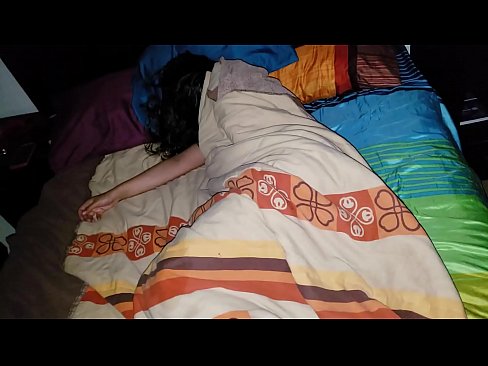 ❤️ Stepson dema ku di xew de ye, xatirê dayika xwe ya ciwan dike. ☑ Vîdyoya anal li ku.xxxhdporn.ru